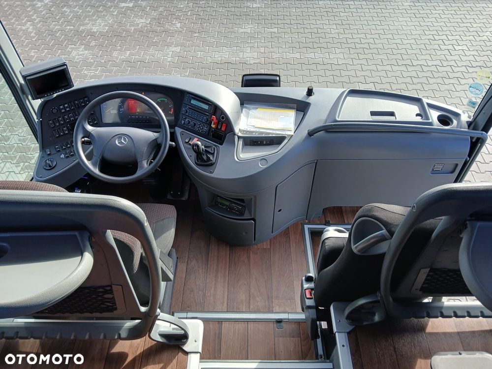 Mercedes-Benz RHDL - 9
