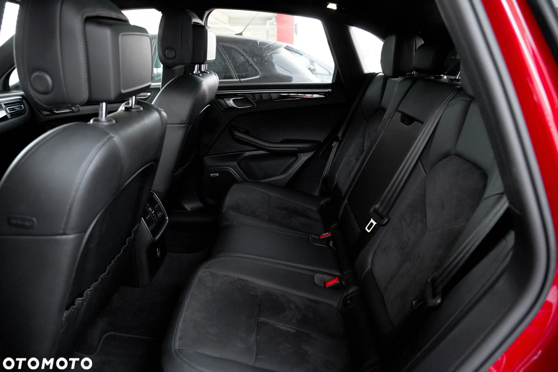 Porsche Macan Standard - 33