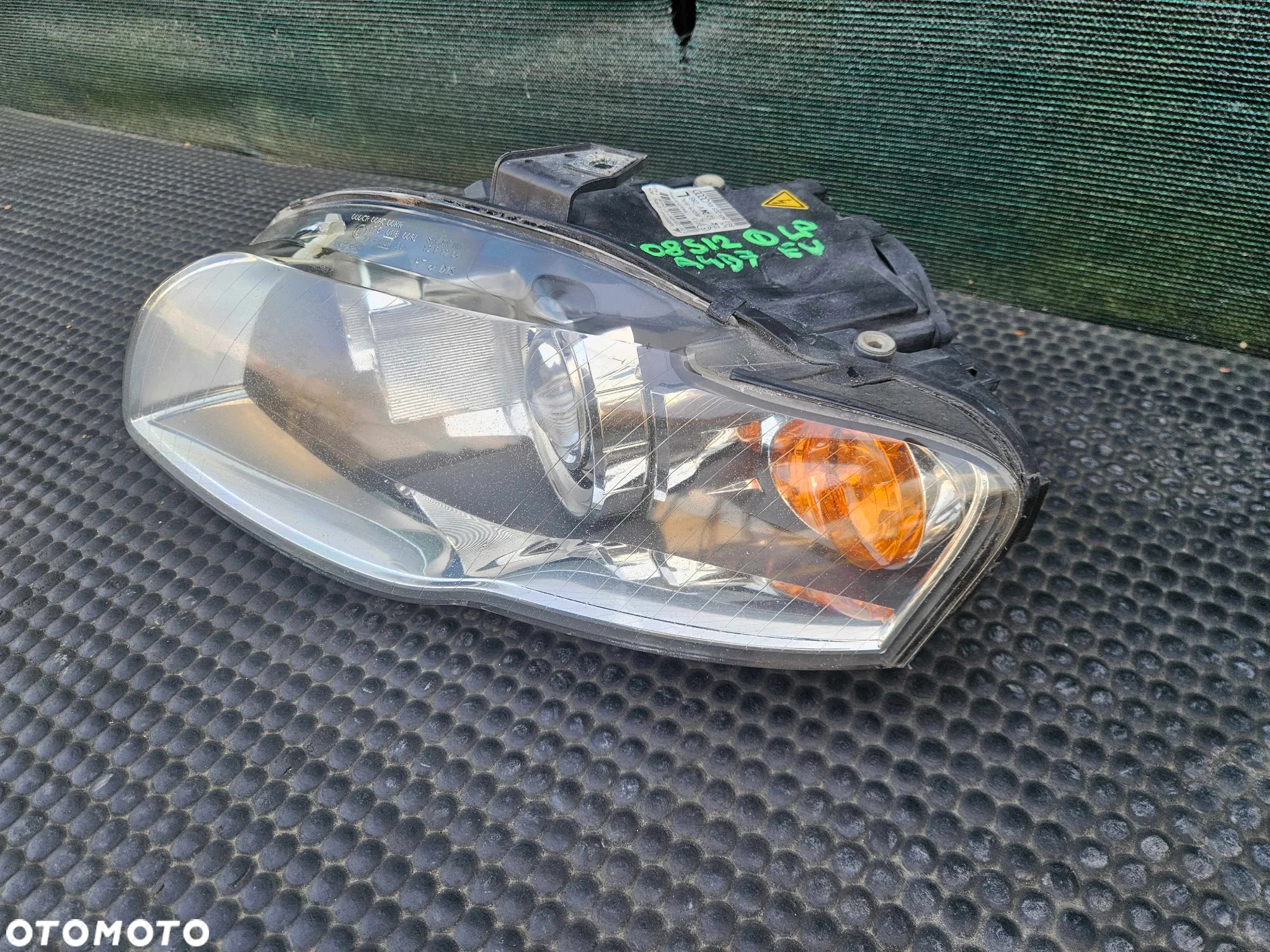 Lampy Lampa Reflektor Lewy Prawy Przod Przednie Bi-Xenon Przetwornica Europa Audi A4 B7 - 8