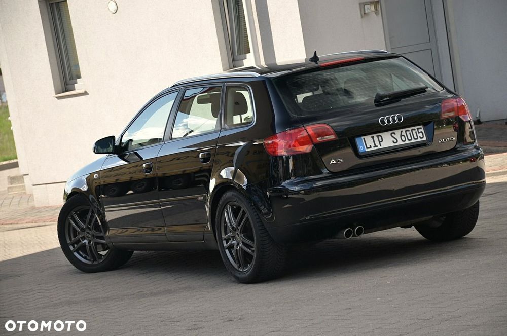 Audi A3 Sportback - 8