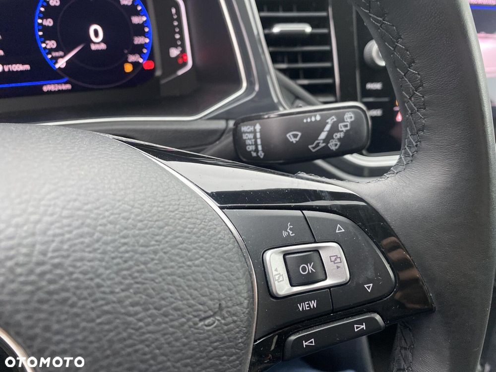 Volkswagen T-Roc - 20