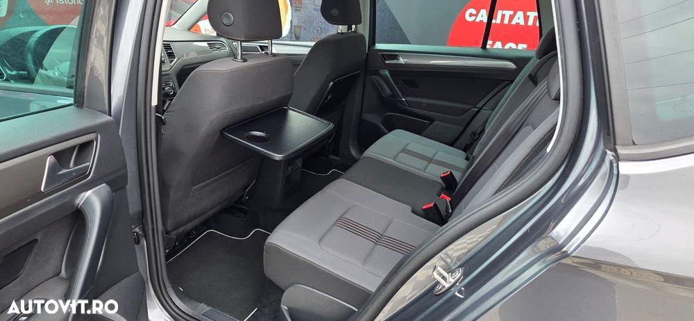 Volkswagen Golf Plus - 15