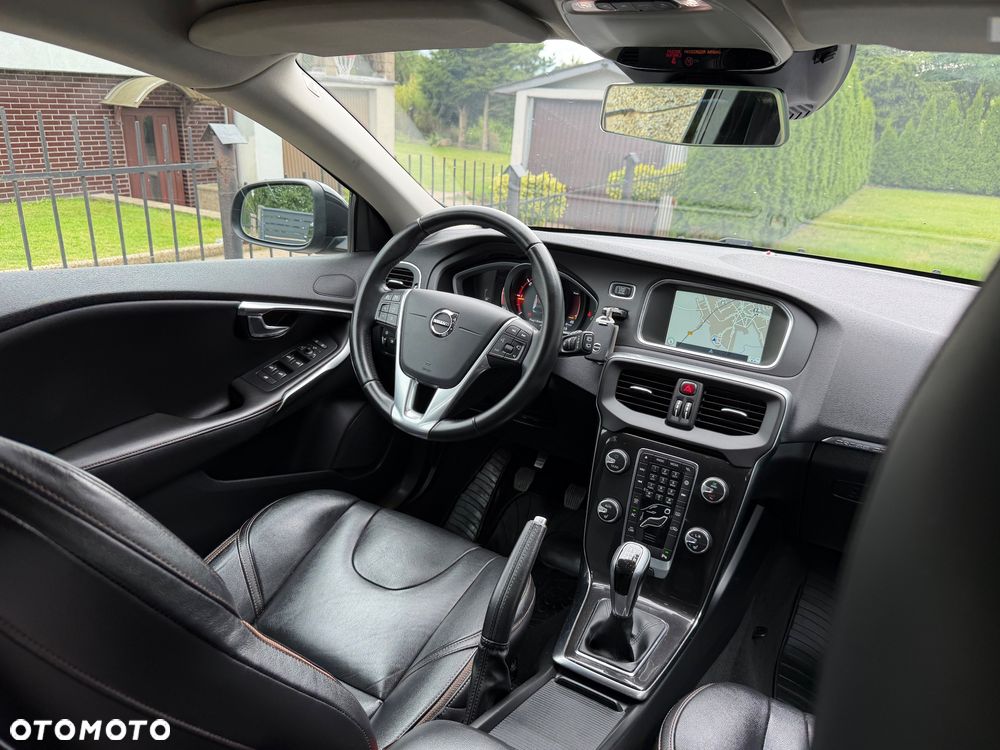 Volvo V40 Cross Country D2 Plus - 14