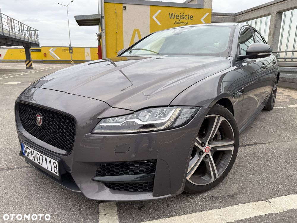 Jaguar XF 2.0 i4D R-Sport - 7