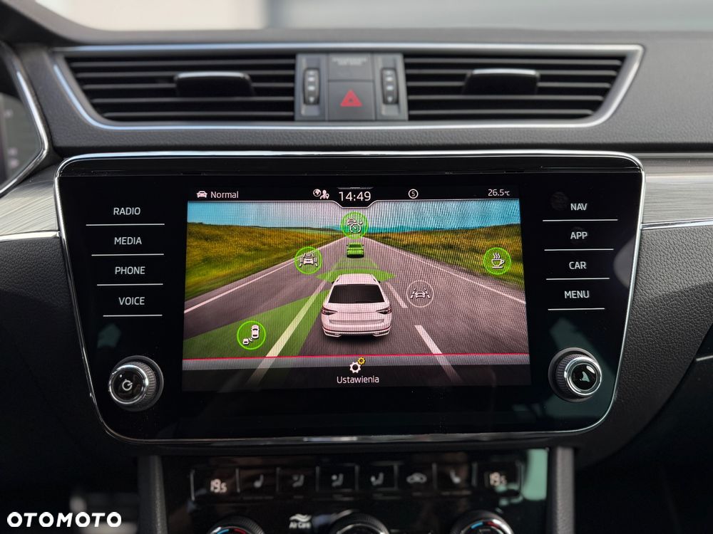 Skoda Superb 2.0 TDI SCR 4x4 Scout DSG - 30