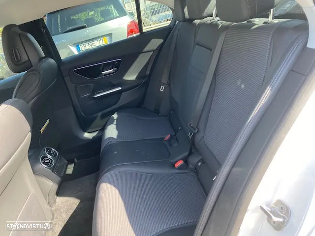 Mercedes-Benz C 300 e Avantgarde - 8