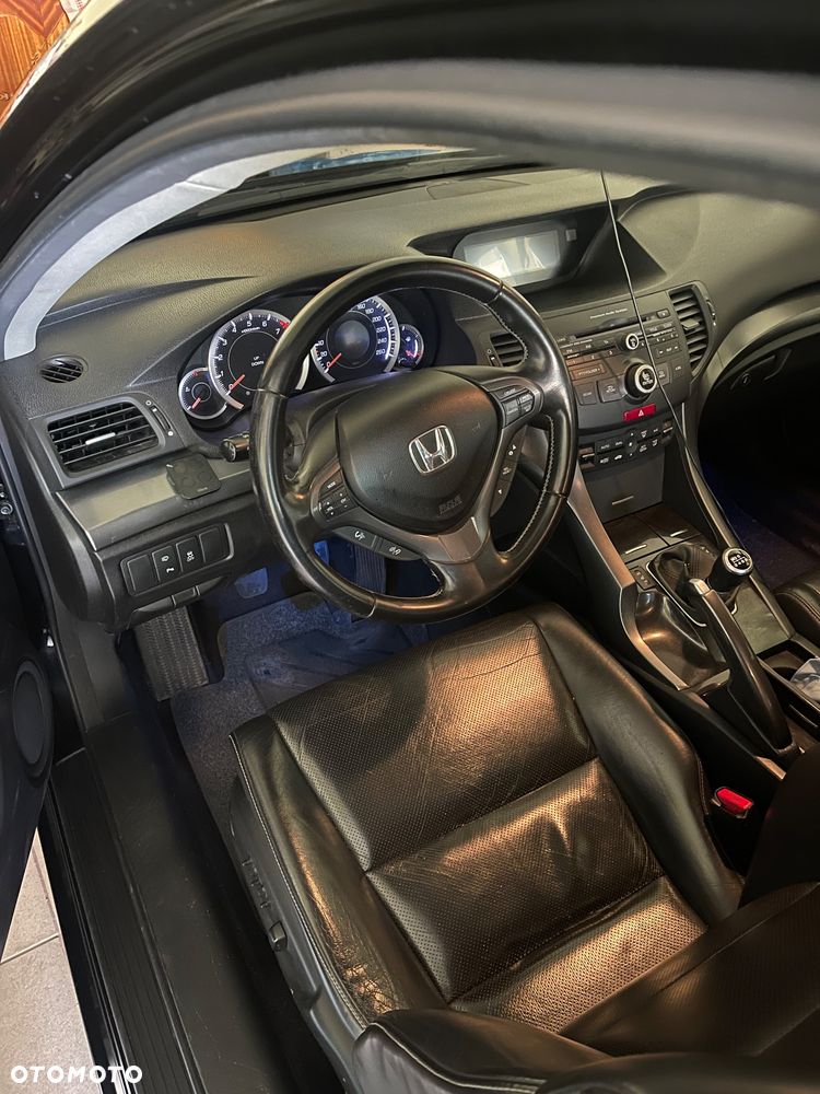 Honda Accord 2.0 Comfort - 12
