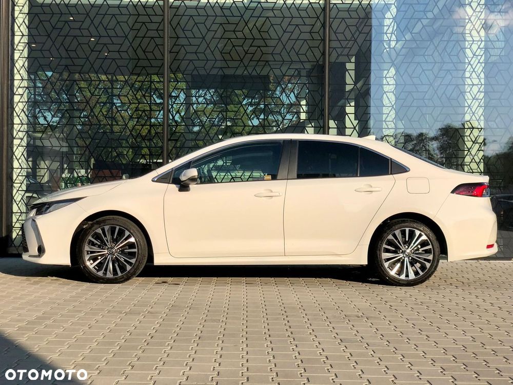 Toyota Corolla 1.8 Hybrid Style - 3