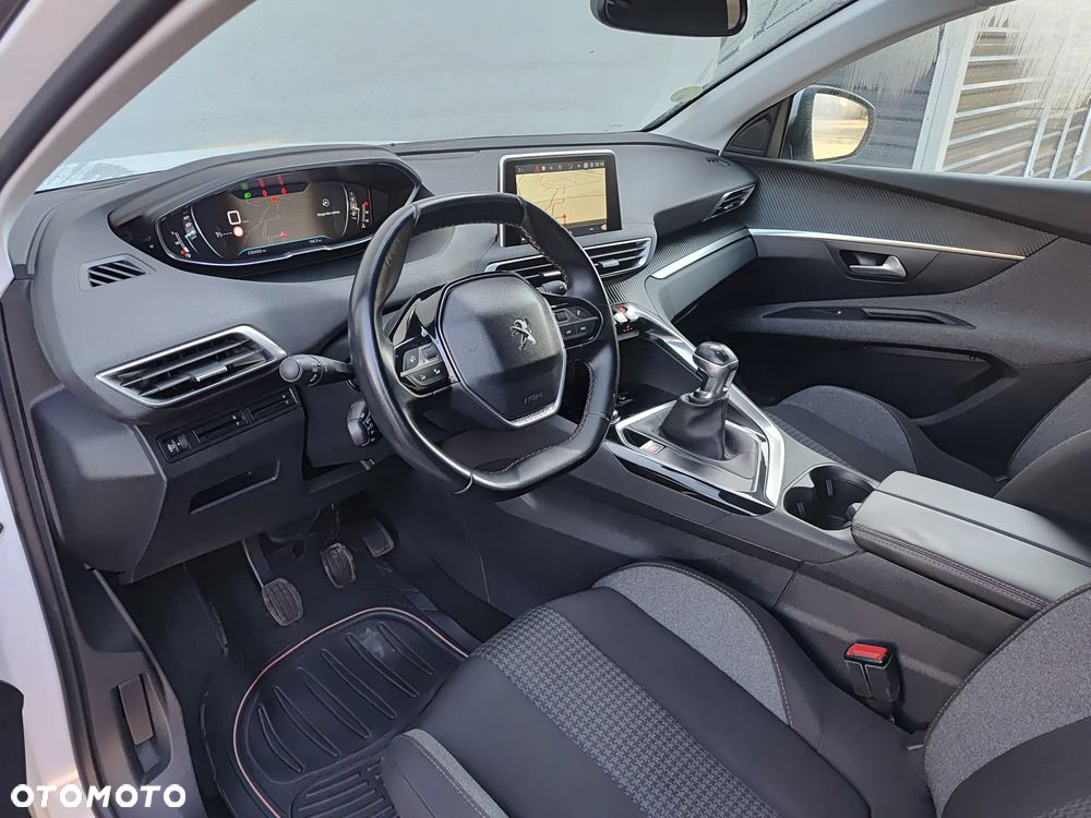 Peugeot 3008 2.0 HDi Active - 8