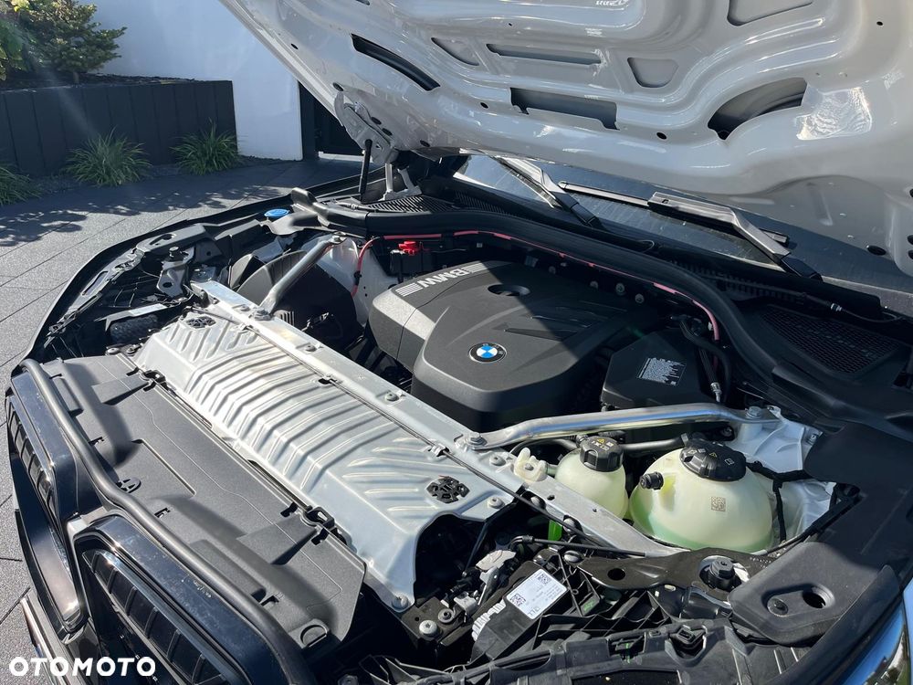 BMW X3 xDrive20 mHEV - 15
