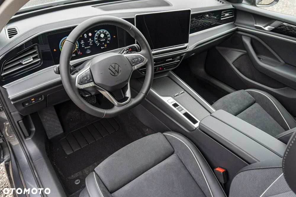 Volkswagen Passat - 15