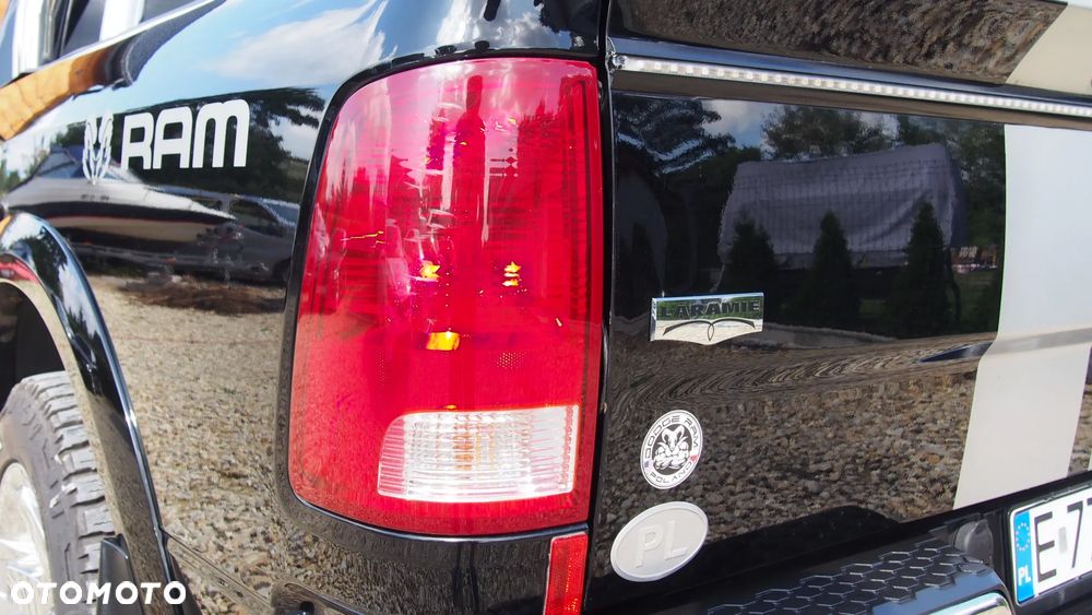 Dodge RAM 5.7 4x4 - 24