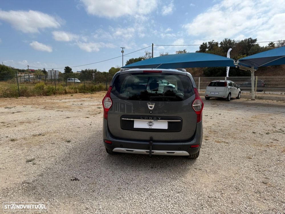 Dacia Lodgy - 4