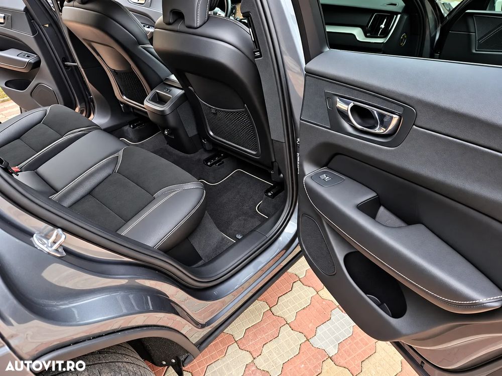 Volvo XC 60 D4 Geartronic RDesign - 26