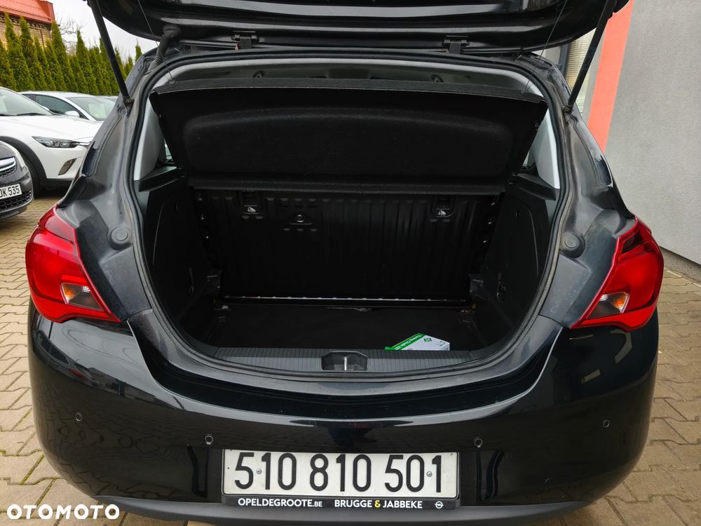 Opel Corsa 1.2 Cosmo - 9