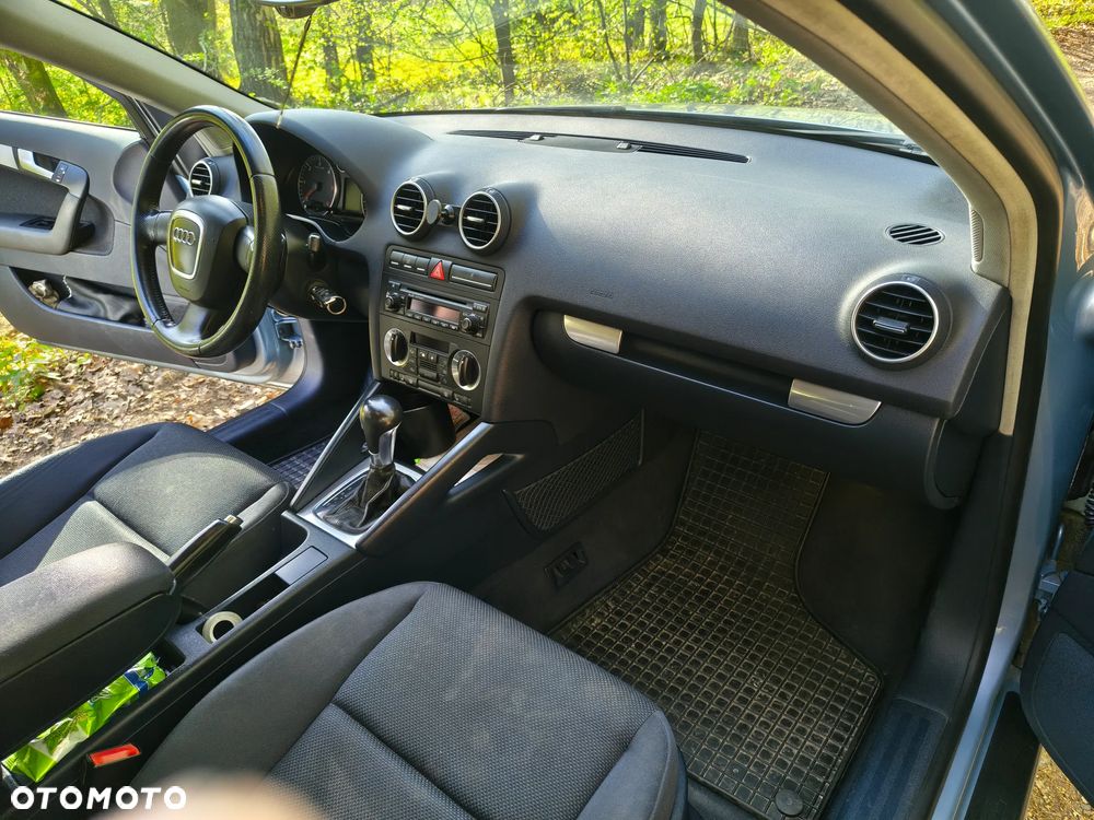 Audi A3 Sportback - 18