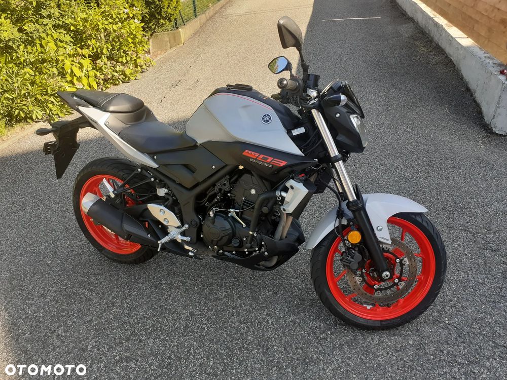 Yamaha MT - 19