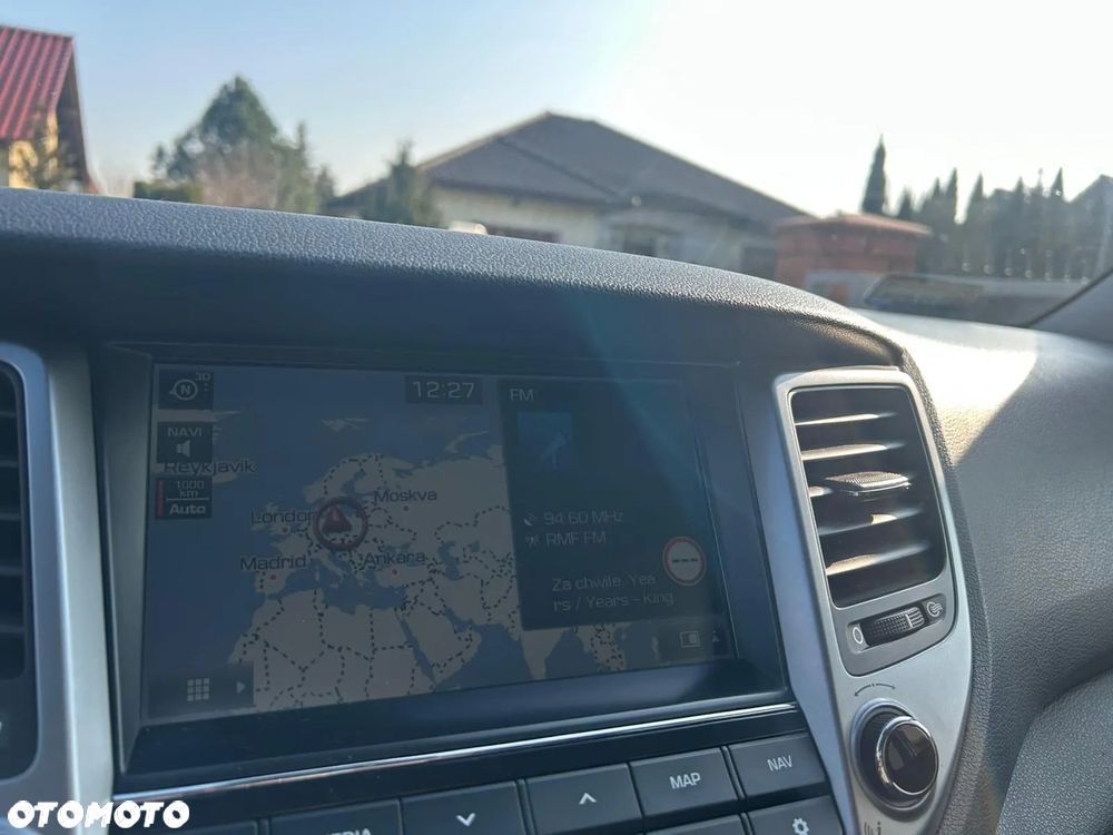 Hyundai Tucson 1.7 CRDI BlueDrive Style 2WD DCT - 11