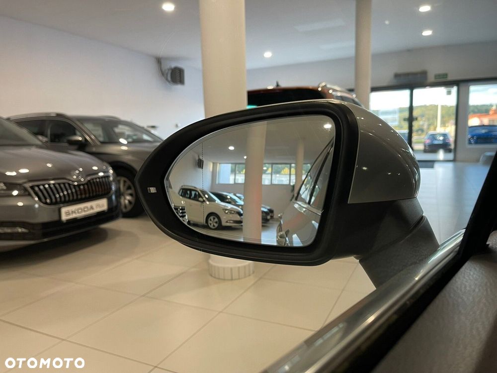 Volkswagen Passat 1.8 TSI BMT Highline DSG - 32