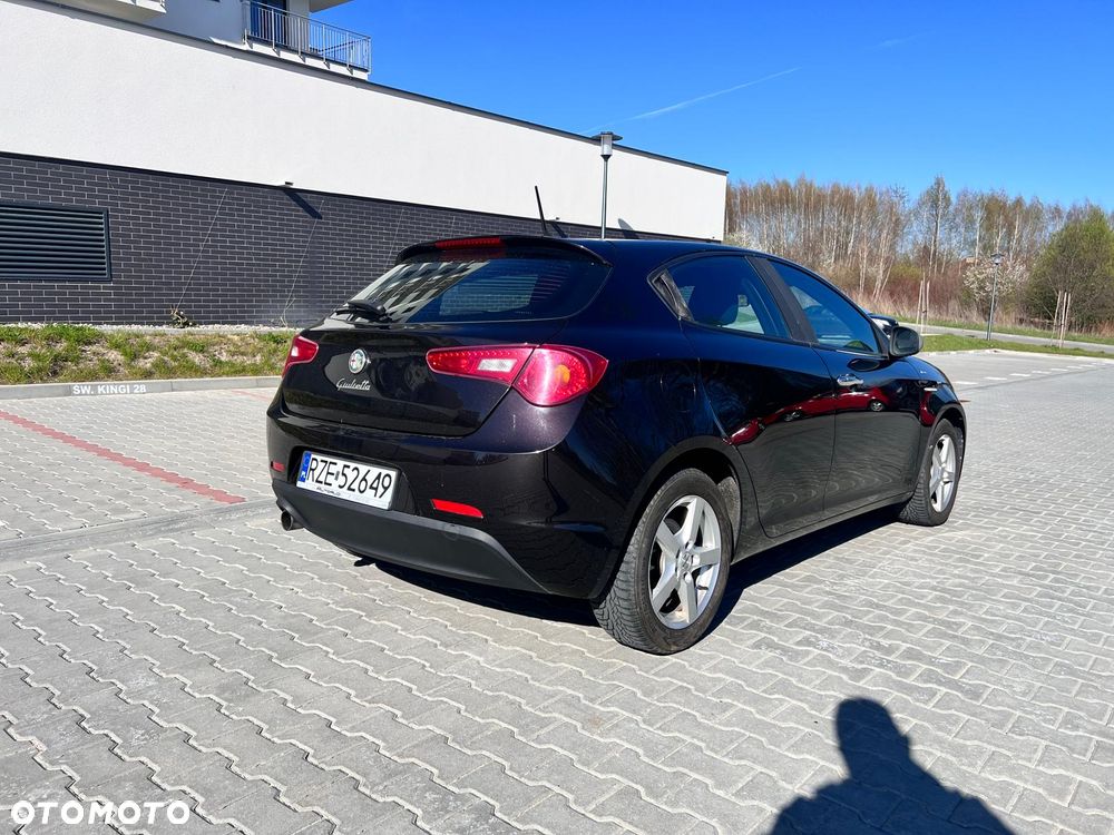 Alfa Romeo Giulietta 1.6 JTDM Veloce - 12