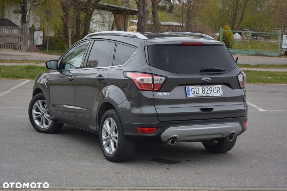Ford Kuga - 13