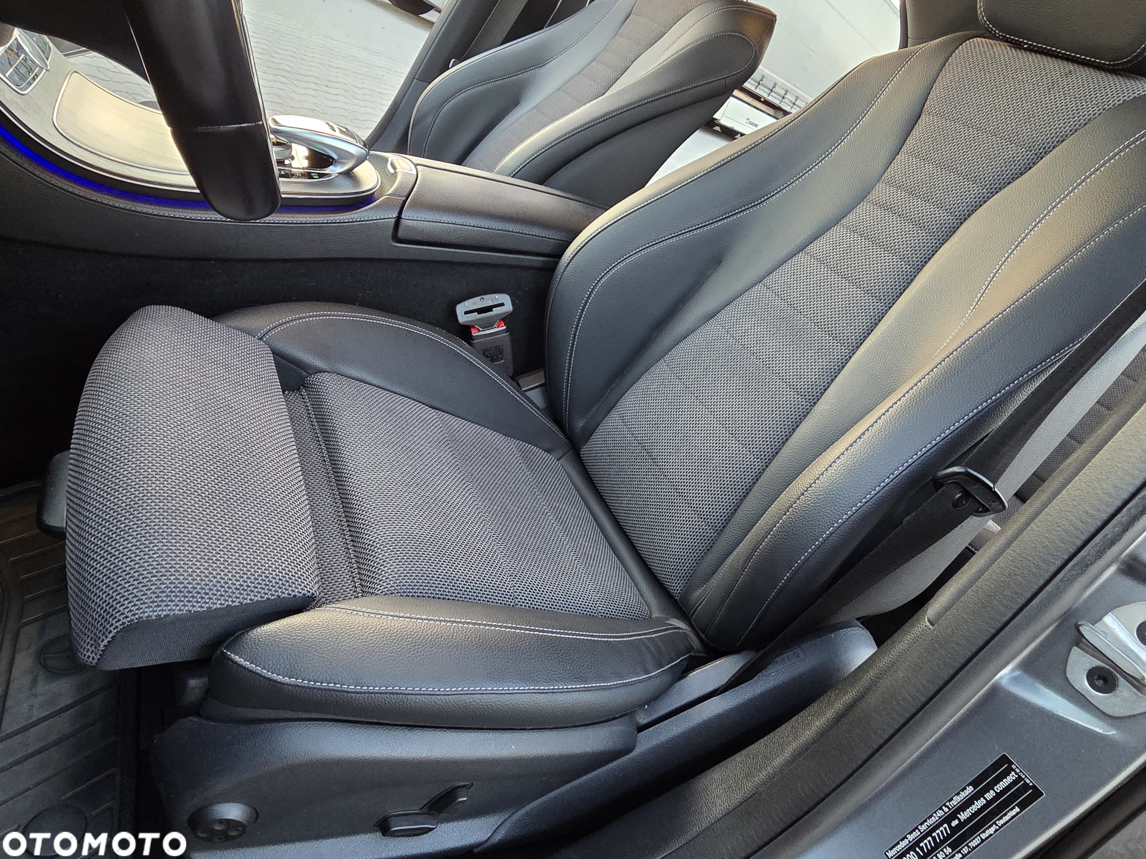 Mercedes-Benz Klasa E 220 d T 9G-TRONIC Exclusive - 24