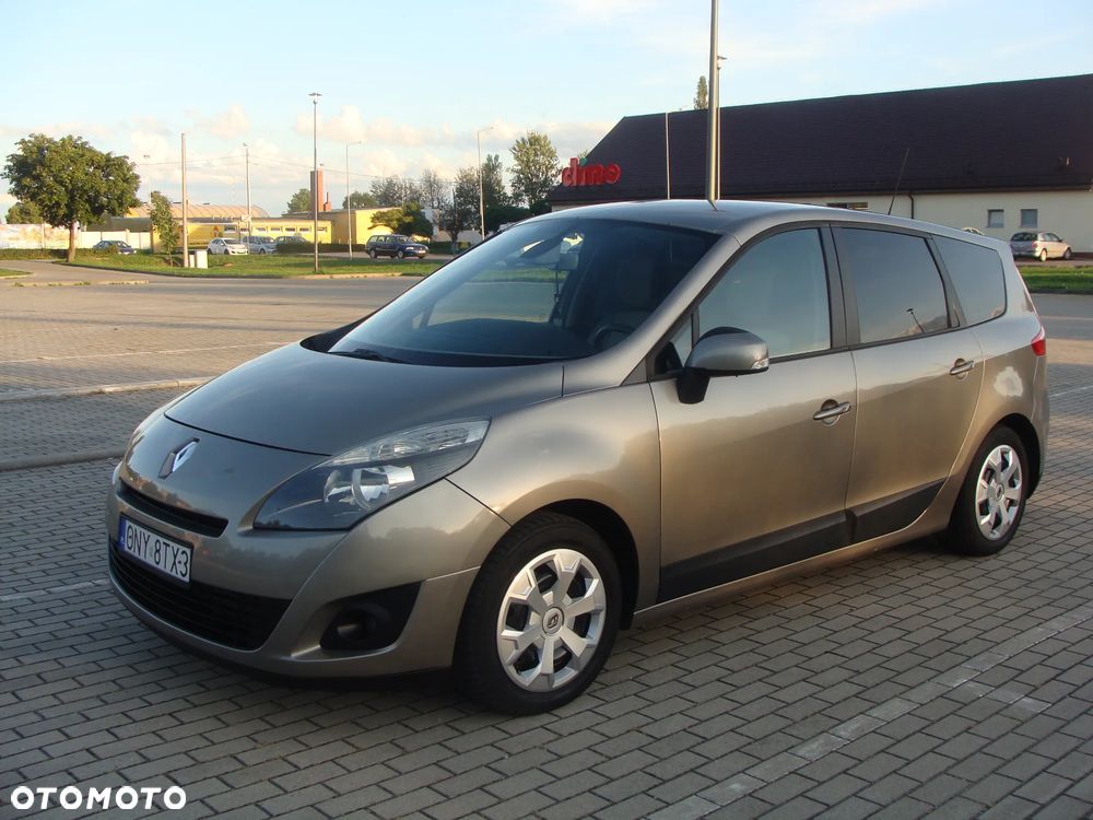 Renault Scenic 1.9 dCi Expression - 1
