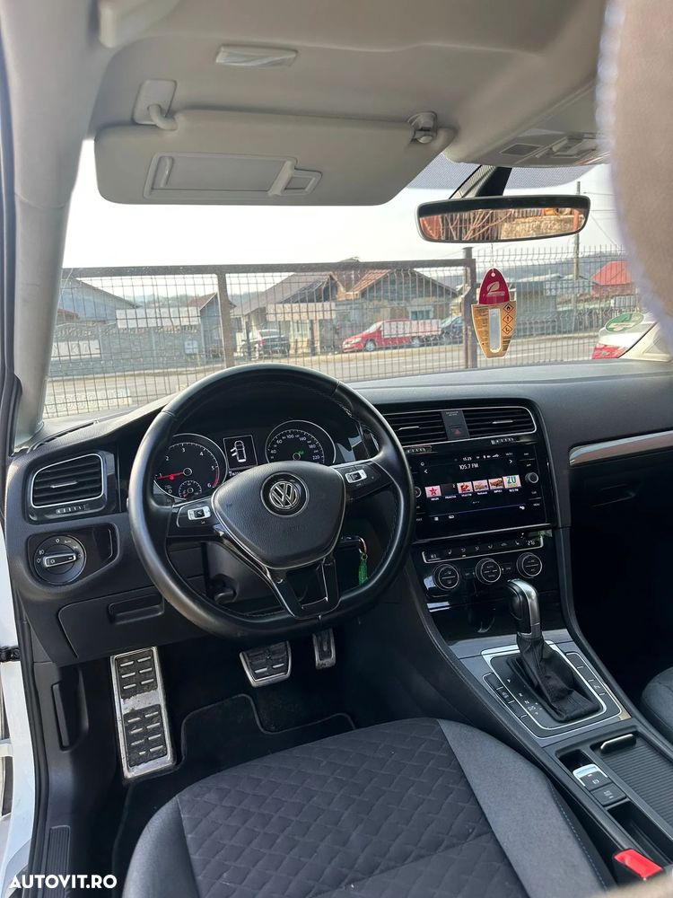 Volkswagen Golf 1.6 TDI SCR DSG Join - 3