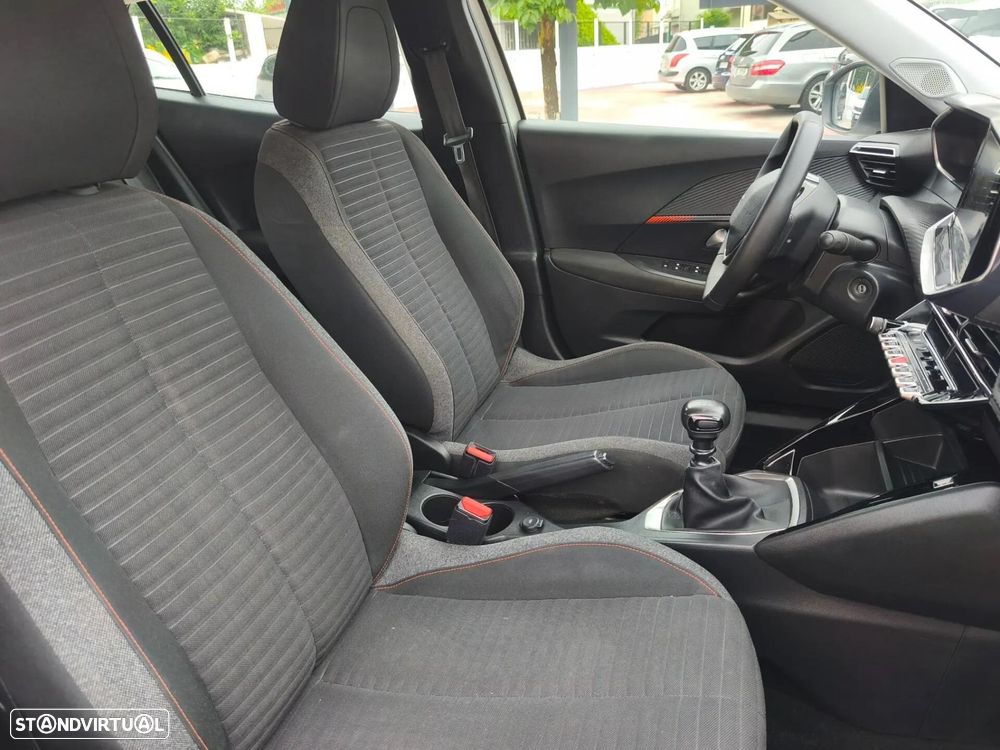 Peugeot 2008 - 7