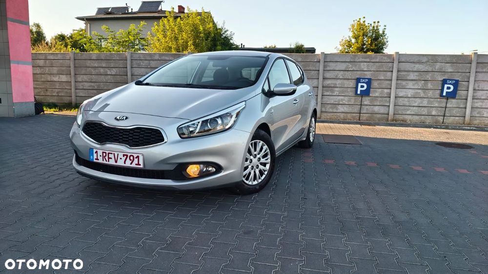 Kia Ceed 1.4 S - 2