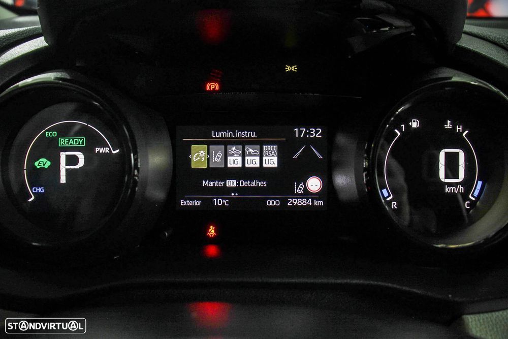 Toyota Yaris 1.5 HDF Luxury - 37