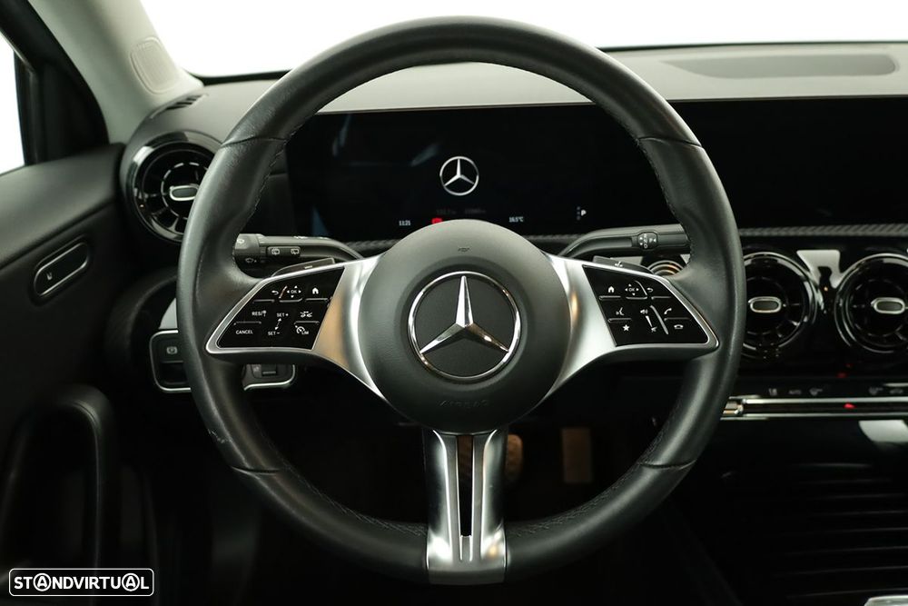 Mercedes-Benz A 200 Standard - 15