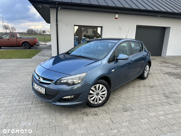 Opel Astra 1.6 ECOFLEX Start/Stop Selection