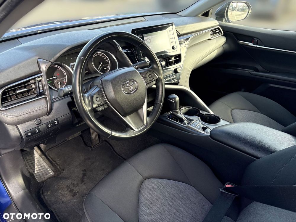 Toyota Camry 2.5 Hybrid Comfort CVT - 9