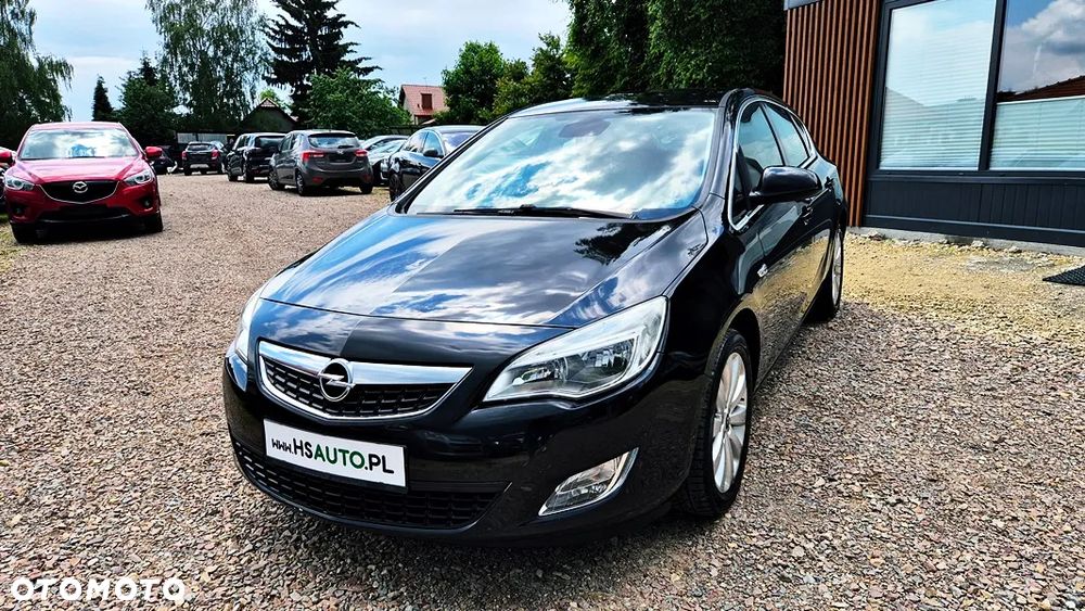 Opel Astra 1.4 T Cosmo - 2