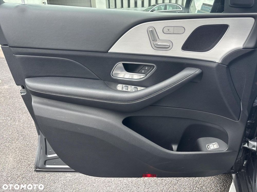 Mercedes-Benz GLE - 16