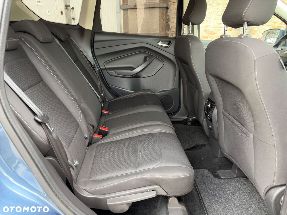 Ford Kuga 2.0 TDCi 4x4 Titanium - 22