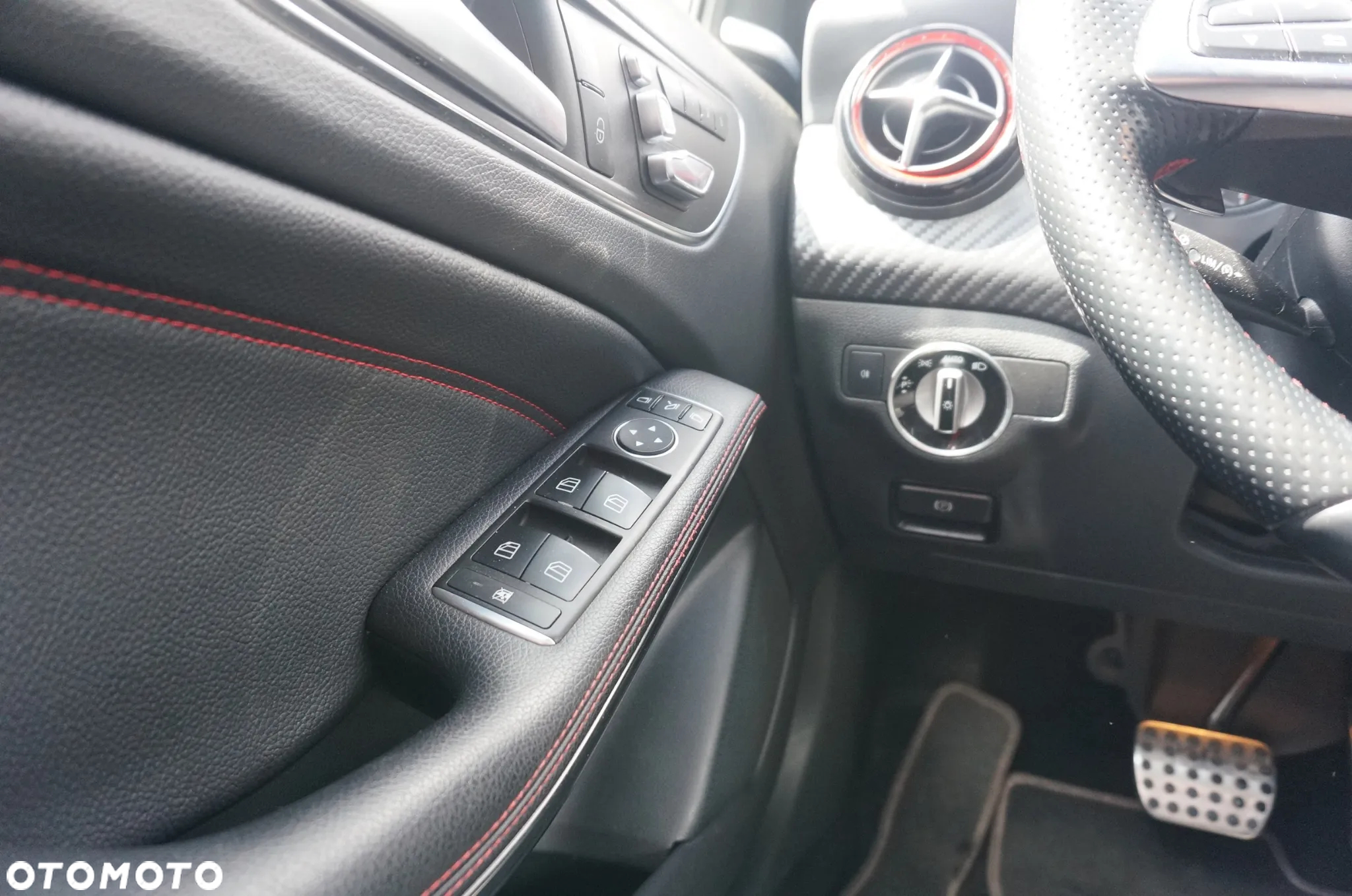 Mercedes-Benz Klasa A AMG 45 4-Matic - 28