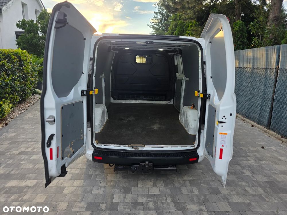 Ford TRANSIT CUSTOM - 5