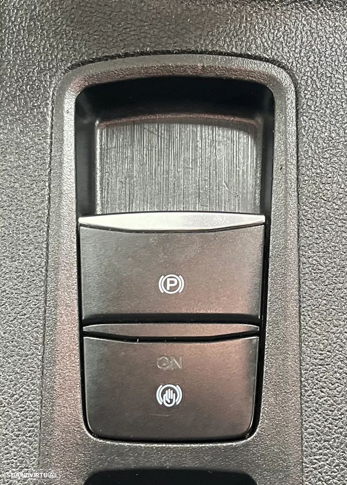 Ford Kuga 1.5 EcoBoost ST-LINE - 14