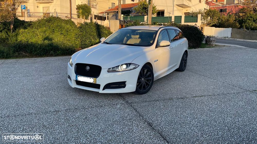 Jaguar XF Sportbrake 2.2 D Premium Luxury - 3