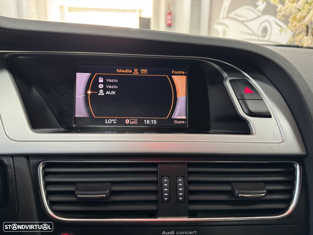 Audi A4 2.0 TDI exclusive - 34