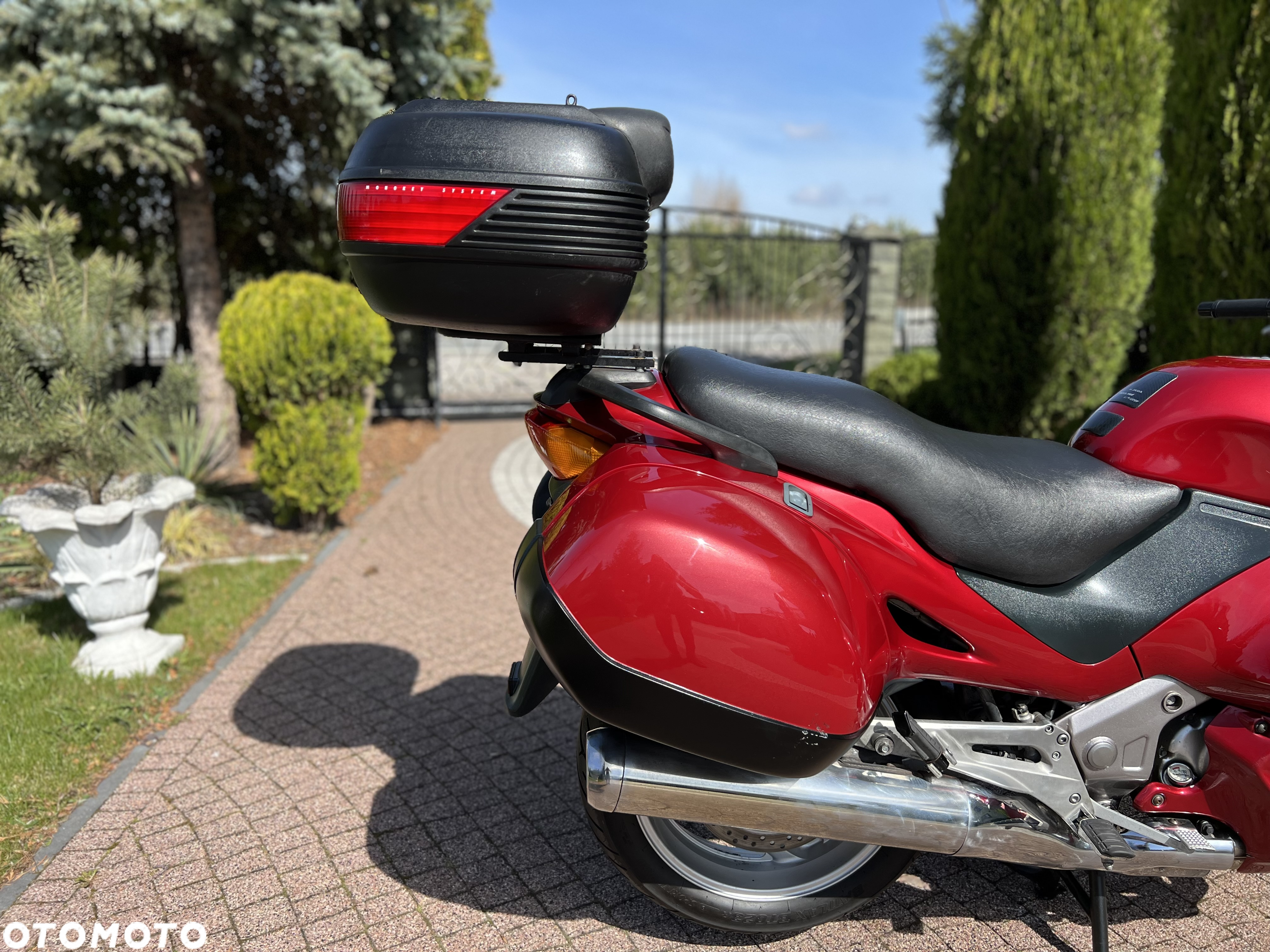 Honda NTV - 9