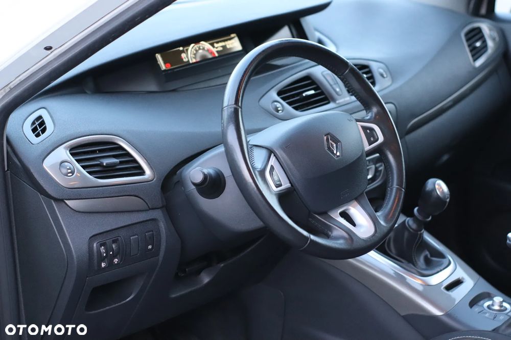 Renault Scenic ENERGY TCe 115 S&S Xmod Paris - 12