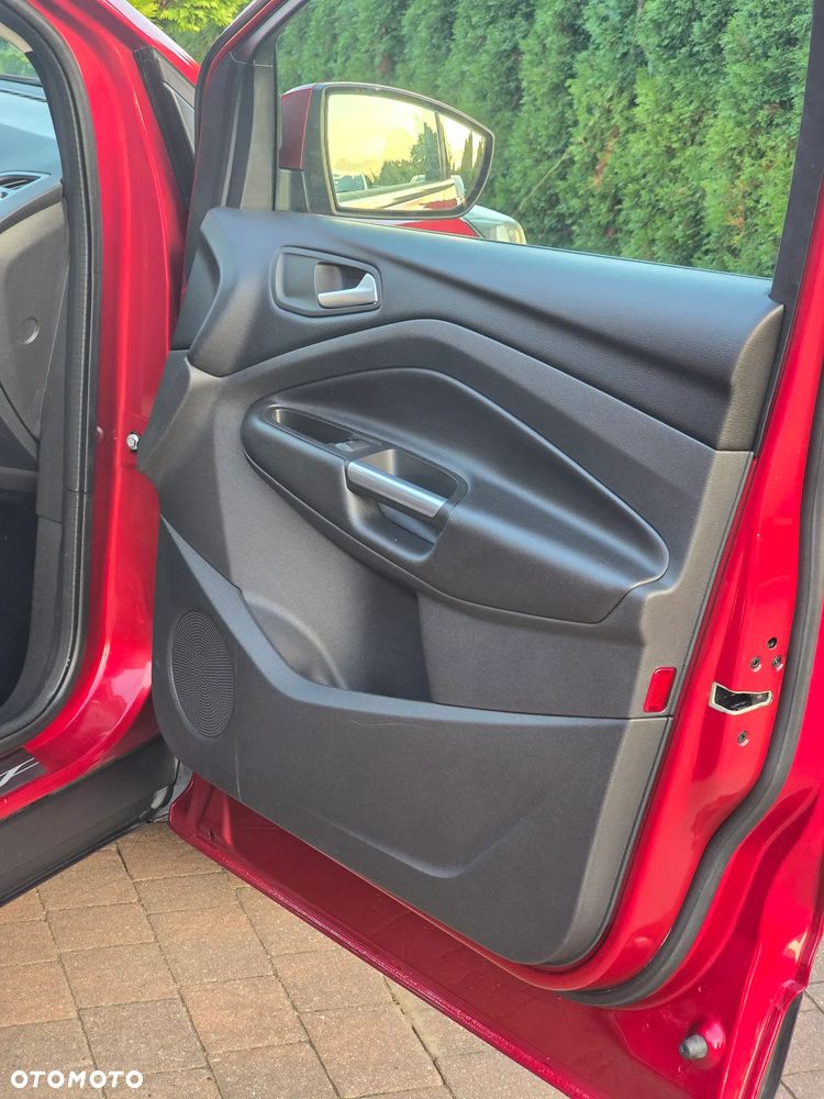 Ford Kuga 1.5 EcoBoost TITANIUM X - 15