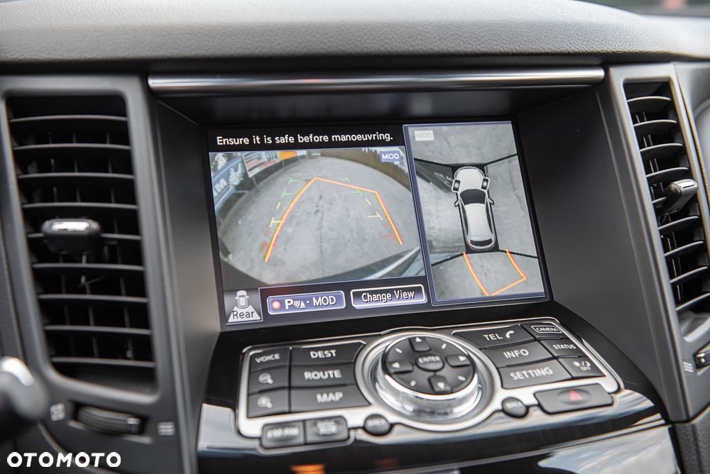 Infiniti Q70 3.0d S Premium - 19