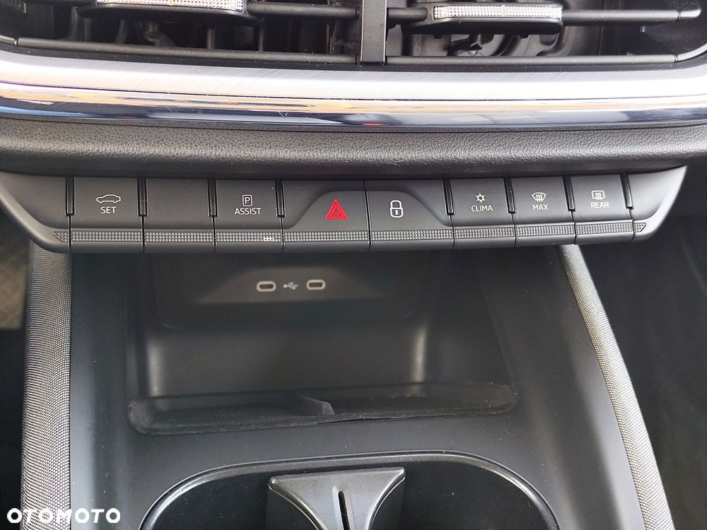 Skoda Enyaq 60 62kWh Clever - 26