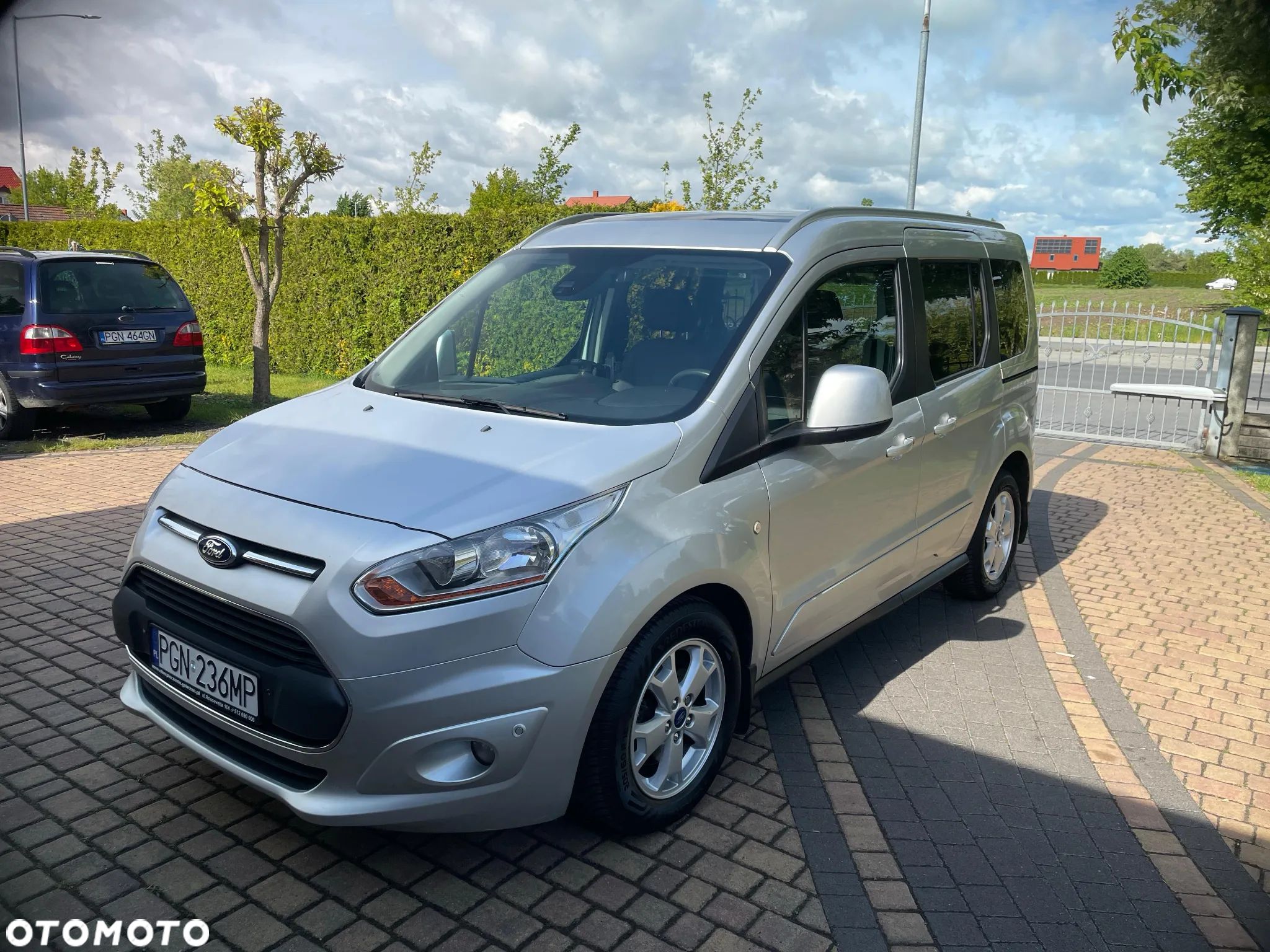 Ford Tourneo Connect - 1