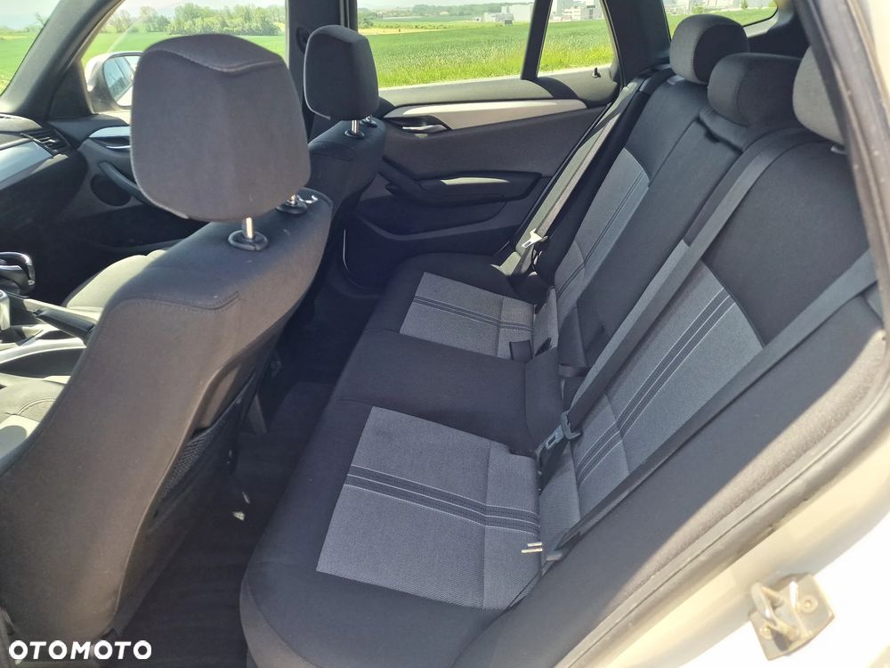 BMW X1 sDrive18d xLine - 20