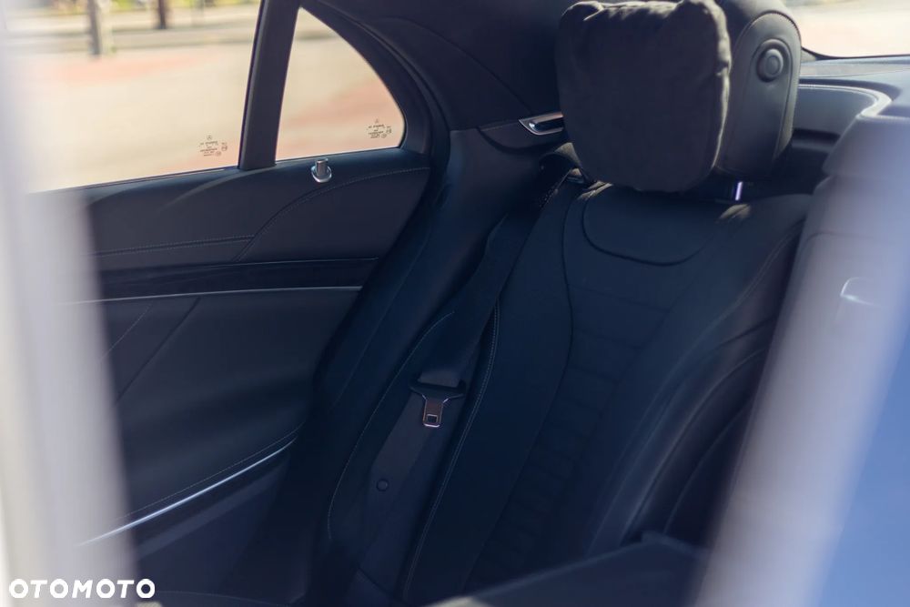 Mercedes-Benz Klasa S 560 L 4Matic 9G-TRONIC - 30